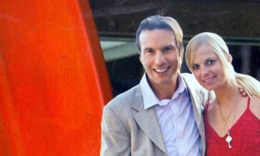 Ο Στράτος Τζώρτζογλου εξομολογείται πώς γνώρισε την σύντροφό του, Ζιζέλ