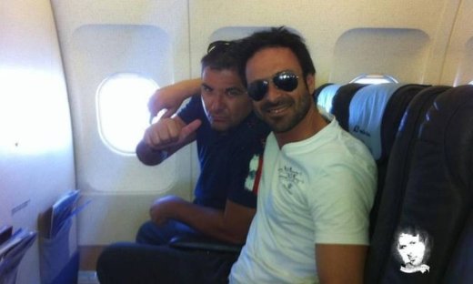 Αποκλειστική Φωτό: Ο Αντώνης Ρέμος στην Κύπρο χωρίς την Υβόννη!!!!(Nassos blog)