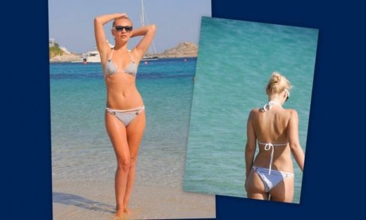 Όλγα Παβαλάκη: Ποζάροντας στη θάλασσα!