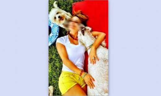 Ποια παρουσιάστρια ποζάρει αγκαλιά με τα σκυλάκια της στο Twitter;