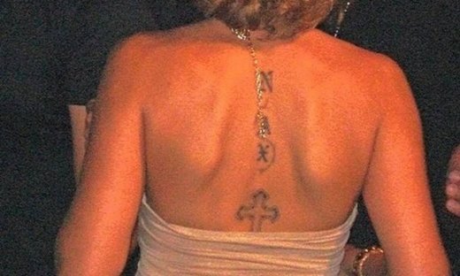 Οι αδυναμίες της Νατάσσας Θεοδωρίδου… σε ένα tattoo