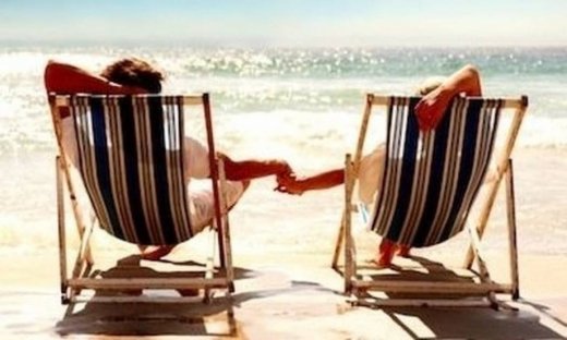 Έρευνα που μας συμφέρει: θέλετε καλύτερο σεξ, πηγαίντε διακοπές