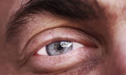 Μάθετε τι μεγαλώνει 3 φορές στο αντρικό σώμα στη θέα μιας γυναίκας