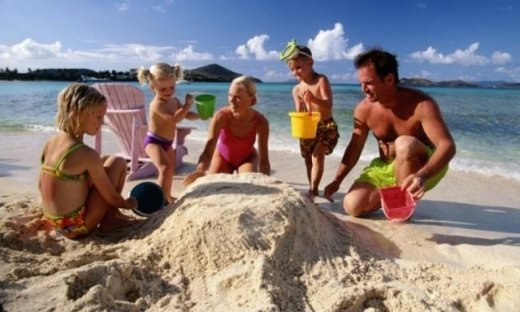 Δημιουργικά παιχνίδια στην παραλία