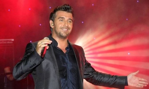 Θάνος Πετρέλης: Ετοιμάζει βαλίτσες για την Κύπρο!