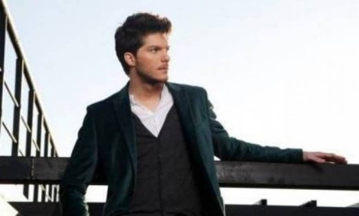 Λούκας Γιώρκας: «Προέρχομαι από μία πολύ δεμένη οικογένεια»