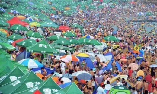 Μια ζεστή μέρα στην Κίνα (pics)