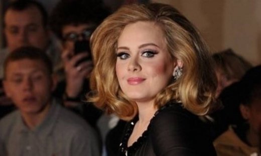 Adele: Δεν είμαι παντρεμένη!