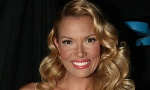 Δείτε την Βίκυ Καγιά εν ώρα εργασίας!