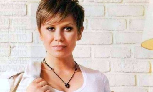 Δείτε την Κατερίνα Καραβάτου δίχως ίχνος μακιγιάζ!