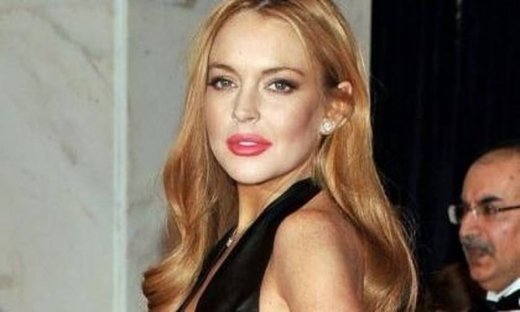 Οι… προτάσεις της Lindsay Lohan για το οικονομικό πρόγραμμα του Obama
