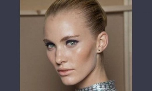 Backstage beauty: το μακιγιάζ στο show της Mary Katrantzou