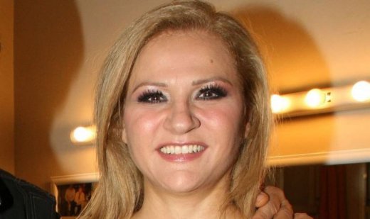 Μπέσυ Μάλφα: «Είναι ιδιαίτερο να υποδύεσαι έναν άνδρα»