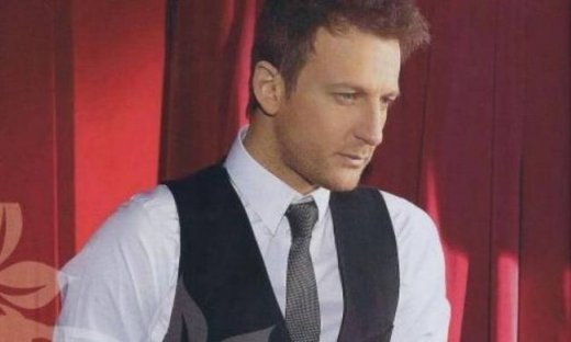 Κώστας Καραφώτης: «Ποτέ δεν σκέφτηκα να γυρίσω σε έναν παλιό μου έρωτα»