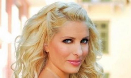 Το μήνυμα της Ελένης Μενεγάκη στο twitter!