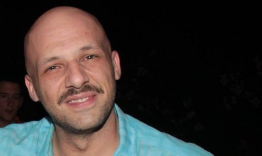 Νίκος Μουτσινάς: «Πονάω τόσο σαν να έχουν περάσει 5 εβδομάδες, αλλά πάνε 3 χρόνια τώρα»