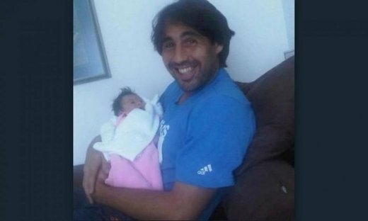 Μάρκος Παγδατής: Δείτε τον αγκαλιά με την κορούλα του