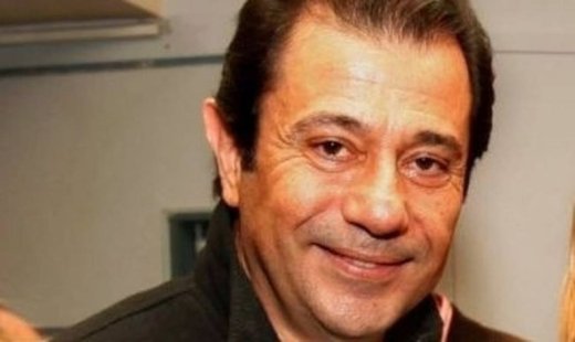 Δάνης Κατρανίδης: Ετοιμάζεται για τα εγκαίνια του καινούργιου θεάτρου