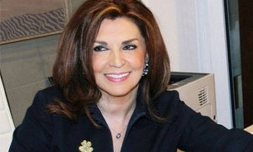 Έξαλλη η Μιμή Ντενίση με εφημερίδα