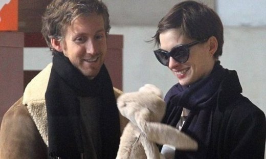 Έχετε τίποτε να μας πείτε κυρία Hathaway;