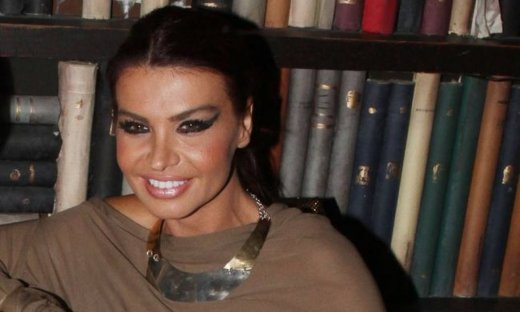 Νίνα Λοτσάρη: «Οι τέλειες σχέσεις δεν έχουν ιστορία»