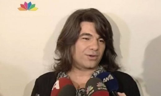 Νίκος Κουρκούλης: Αφιέρωσε την πρεμιέρα στην γυναίκα του