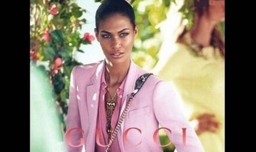 Photoshop λάθος: η νέα καμπάνια Gucci υπέστη «κακές επεμβάσεις»