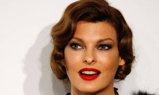 Ποιος  Έλληνας σχεδιαστής δήλωσε: «Ήμουν πέντε χρόνια τρελά ερωτευμένος με τη Λίντα Ευαγγελίστα»