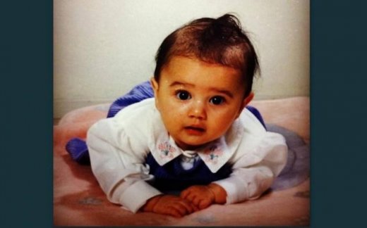 Σας θυμίζει κάτι η μικρή;