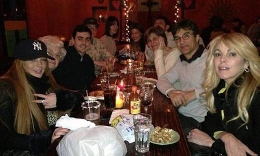 Lindsay Lohan: Με την οικογένειά της πριν ξεσπάσουν τα προβλήματα