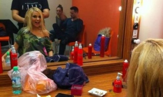 Η Λάουρα Νάργες λίγο πριν χορέψει στο Dancing with the stars