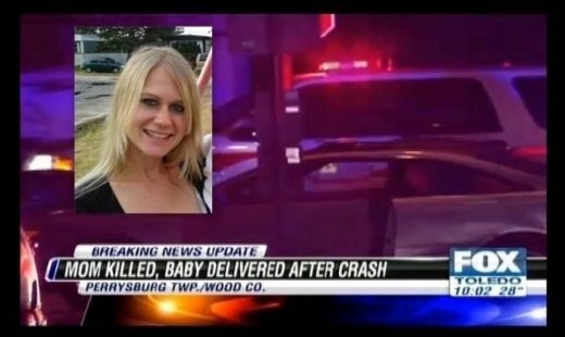 Μωρό γεννήθηκε την ώρα που η μητέρα του έχανε τη ζωή της σε τροχαίο