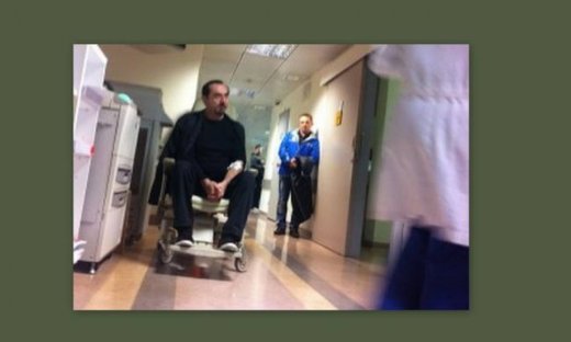 Φωτό-Ντοκουμέντο: Δείτε τον Λευτέρη Πανταζή μέσα στο νοσοκομείο!!! (Nassos blog)