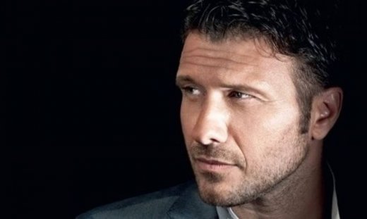 Γιάννης Πλούταρχος: Τι είπε για το ντοκιμαντέρ που θα παρουσιάσει