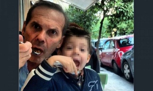 Πέτρος Κωστόπουλος: Βόλτα με τον γιο του!