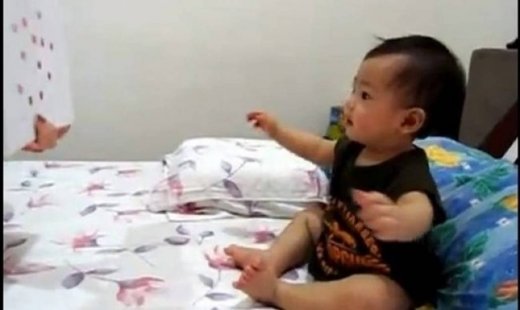 Δείτε τι κάνει αυτή η μαμά στο μωρό της 5 λεπτά κάθε μέρα!