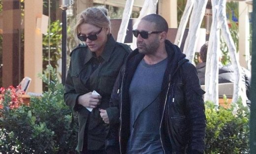 Η μέλλουσα μανούλα Νάταλι Θάνου απολαμβάνει στιγμές με τον σύντροφο της!