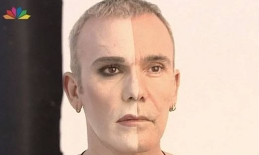 Η εκκεντρική φωτογράφιση του Στέλιου Ρόκκου!