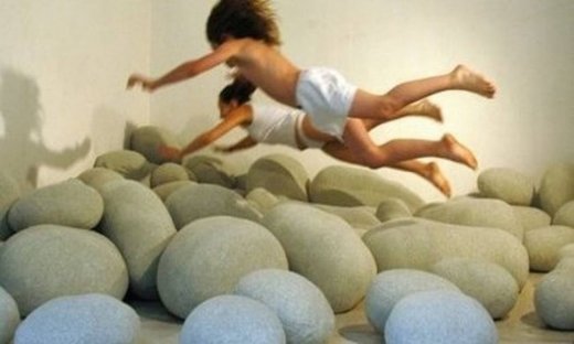 Living Stones: Βουτιά χαλάρωσης στις... πέτρες!