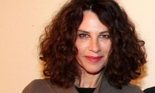 Ελευθερία Αρβανιτάκη: «Αγχώνομαι για το μέλλον των παιδιών μου και νιώθω ενοχές»