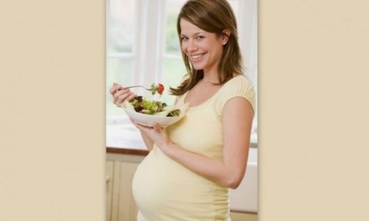 Εγκυμοσύνη και διατροφή: Ελαφριά γεύματα για τις «καυτές» ημέρες του καλοκαιριού!