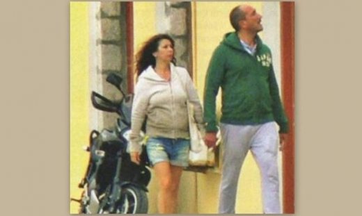 Σοφία Αλιμπέρτη: Στην Πάρο με τον σύντροφό της