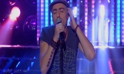 Θανάσης Αλευράς: Μετέδωσε έναν ερωτισμό ως Eros Ramazzoti!