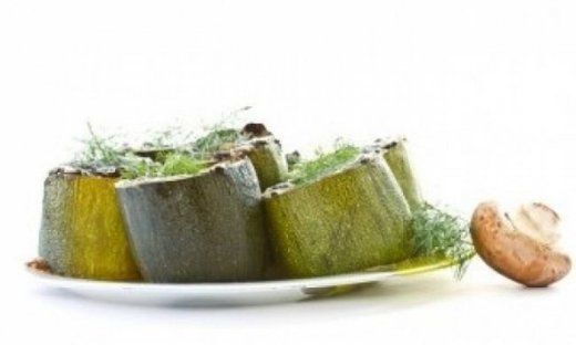 Θρεπτικά κολοκυθάκια γεμιστά με… λαχανικά!