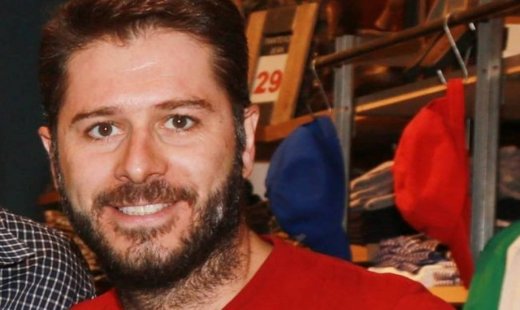 Αλέξανδρος Μπουρδούμης: «Ακόμα δεν έχω θρηνήσει τον αδερφό μου»