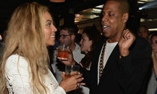 Δείτε τη Beyonce και το Jay-Z πιο ερωτευμένους από ποτέ στο πάρτι για το νέο του άλμπουμ (φωτός)