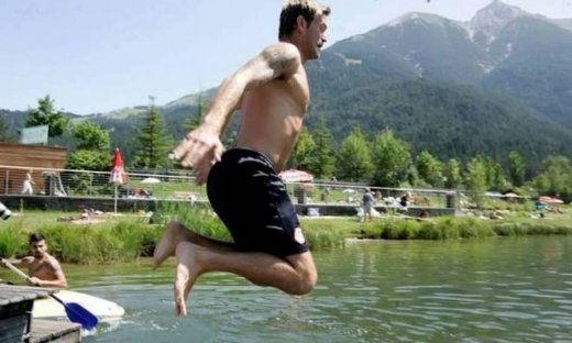 Ολυμπιακός: Ευκαιρία για… βουτιές στο Ζέεφελντ (photos)