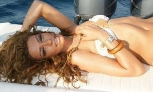 Πού βρίσκεται η Ελένη Φουρέιρα;