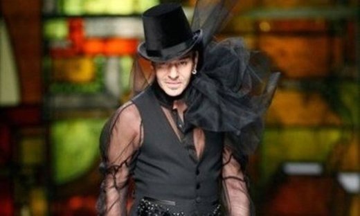 Oscar de la Renta: «Ο John Galliano αξίζει μία δεύτερη ευκαιρία»