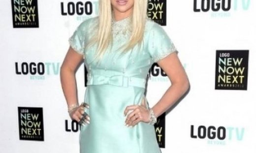 Ποια (λιγάκι αλλοπαρμένη) διάσημη δήλωσε ότι γεννήθηκε με… ουρά;